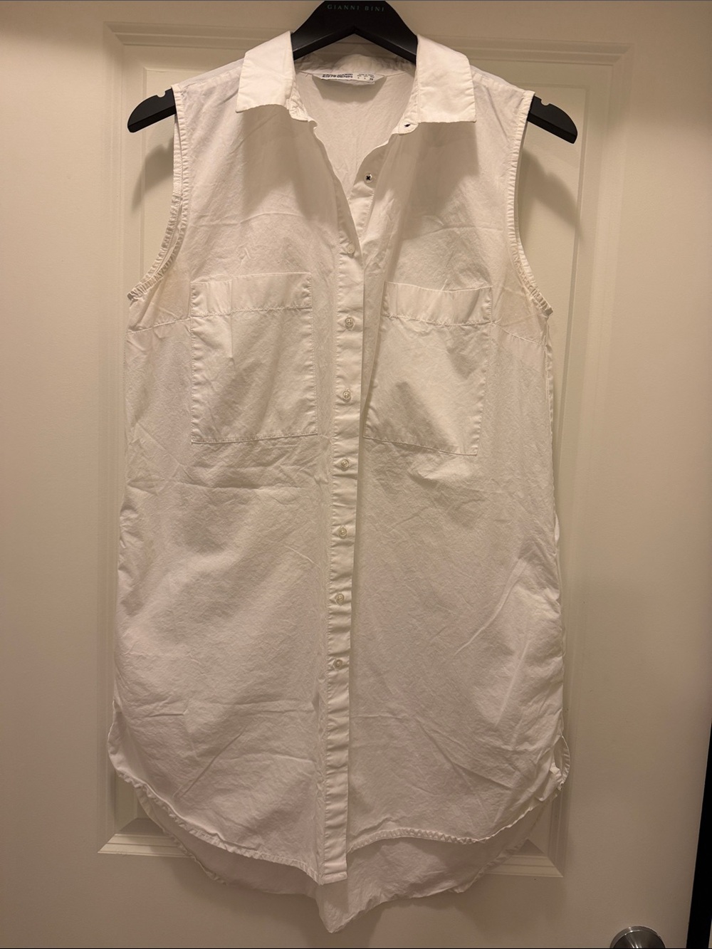 Zara White Sleeveless Button-Front Tunic